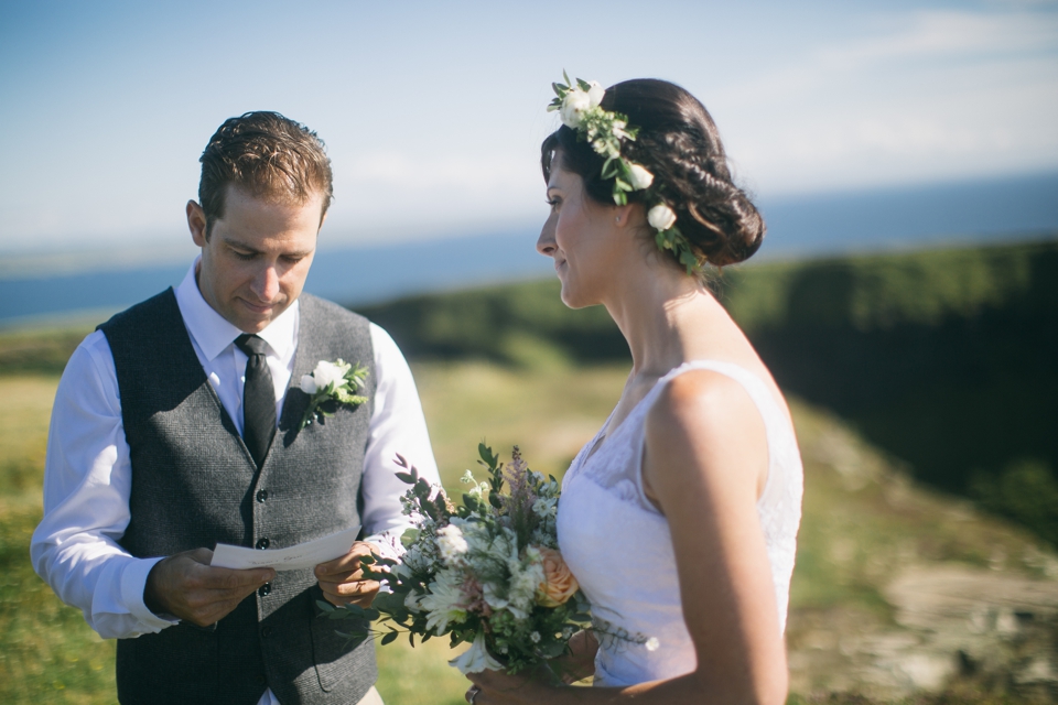 Elopement Irland | Hochzeit bei den Klippen von Moher fotografiert von FORMA photography | Elopement Ireland at the Cliffs of Moher