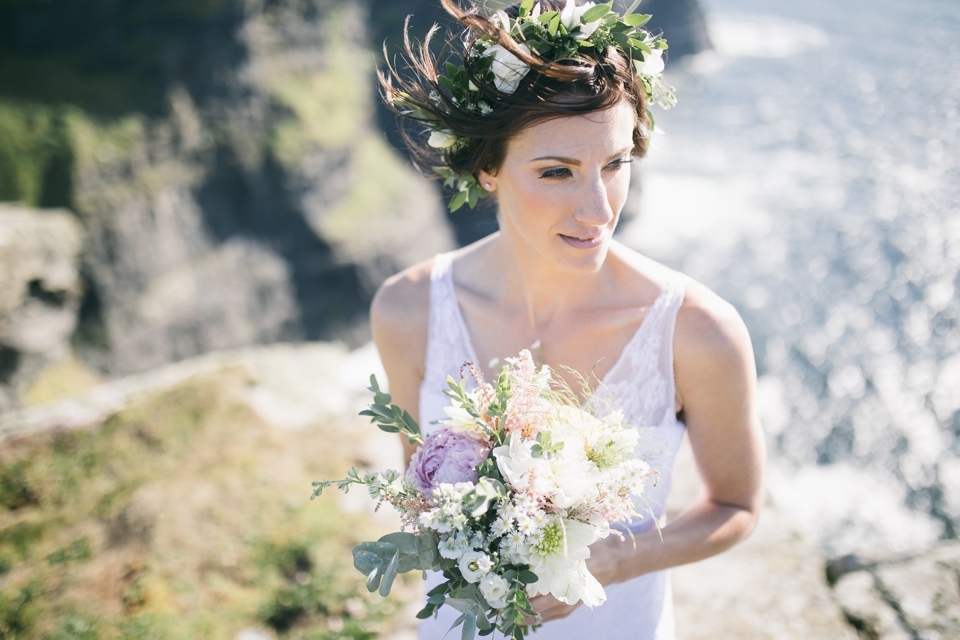 Elopement Irland | Hochzeit bei den Klippen von Moher fotografiert von FORMA photography | Elopement Ireland at the Cliffs of Moher