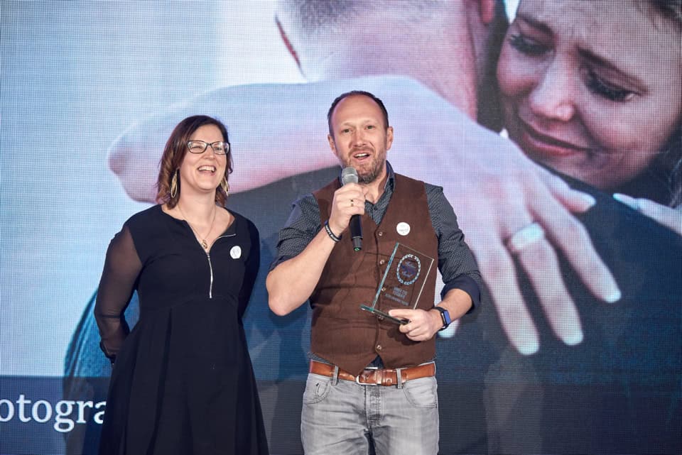 Hochzeitsfotografen bei einer Preisverleihung in Tirol, Österreich, international tätig.