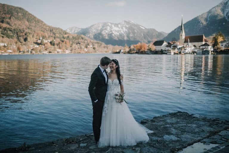 Hochzeit im Seehotel Überfahrt am Tegernsee – Fan und Lennart